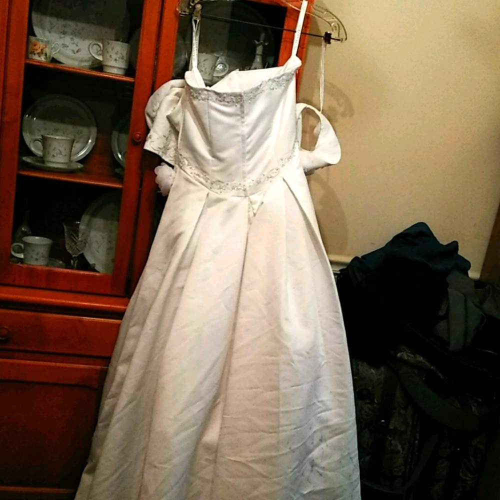 Wedding dress